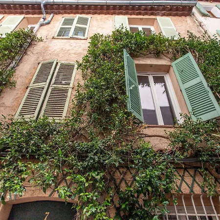 Appartement Charm Of Vieil Antibes, Quiet 2-4pers *
